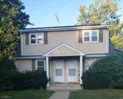 featured image of 2 Leonard Pl #2B