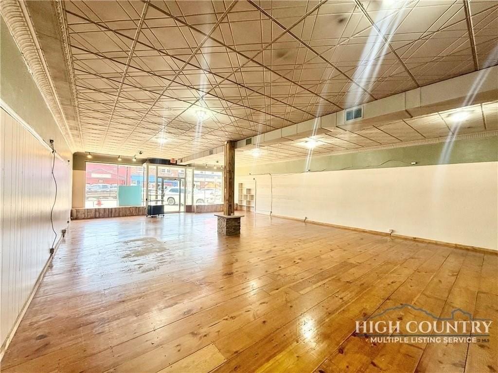 113 N Jefferson Ave - Photo 3 of 21