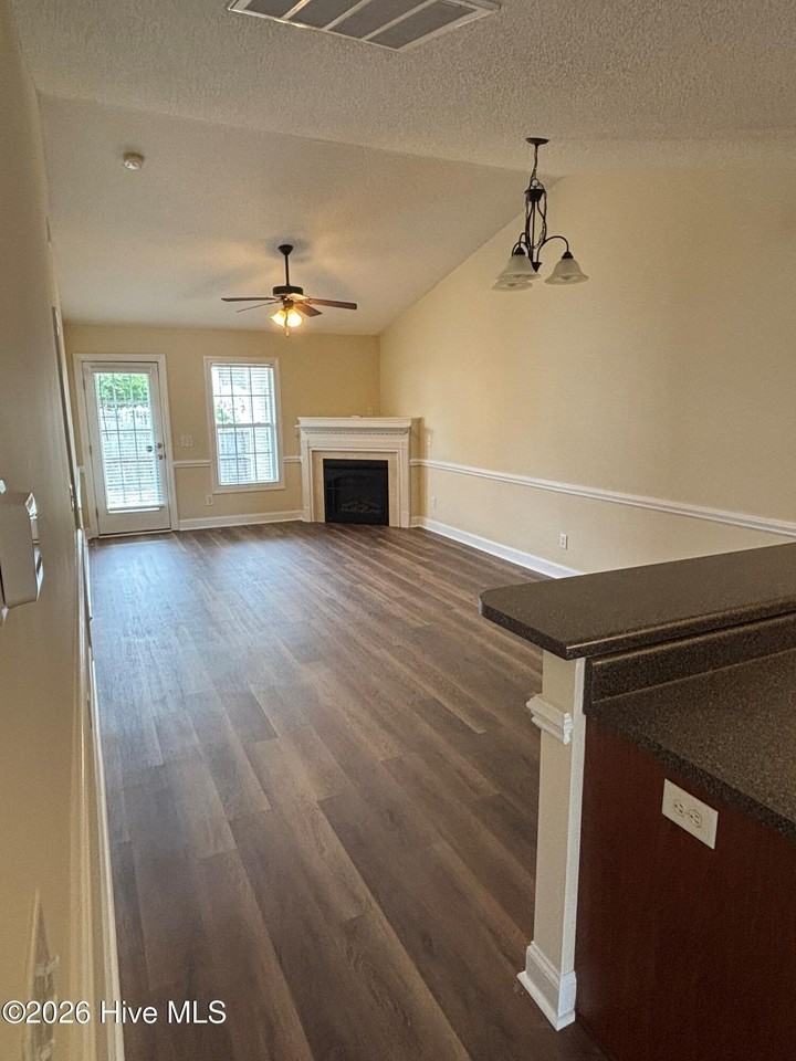 2321 Saddleback Dr #A - Photo 4 of 19