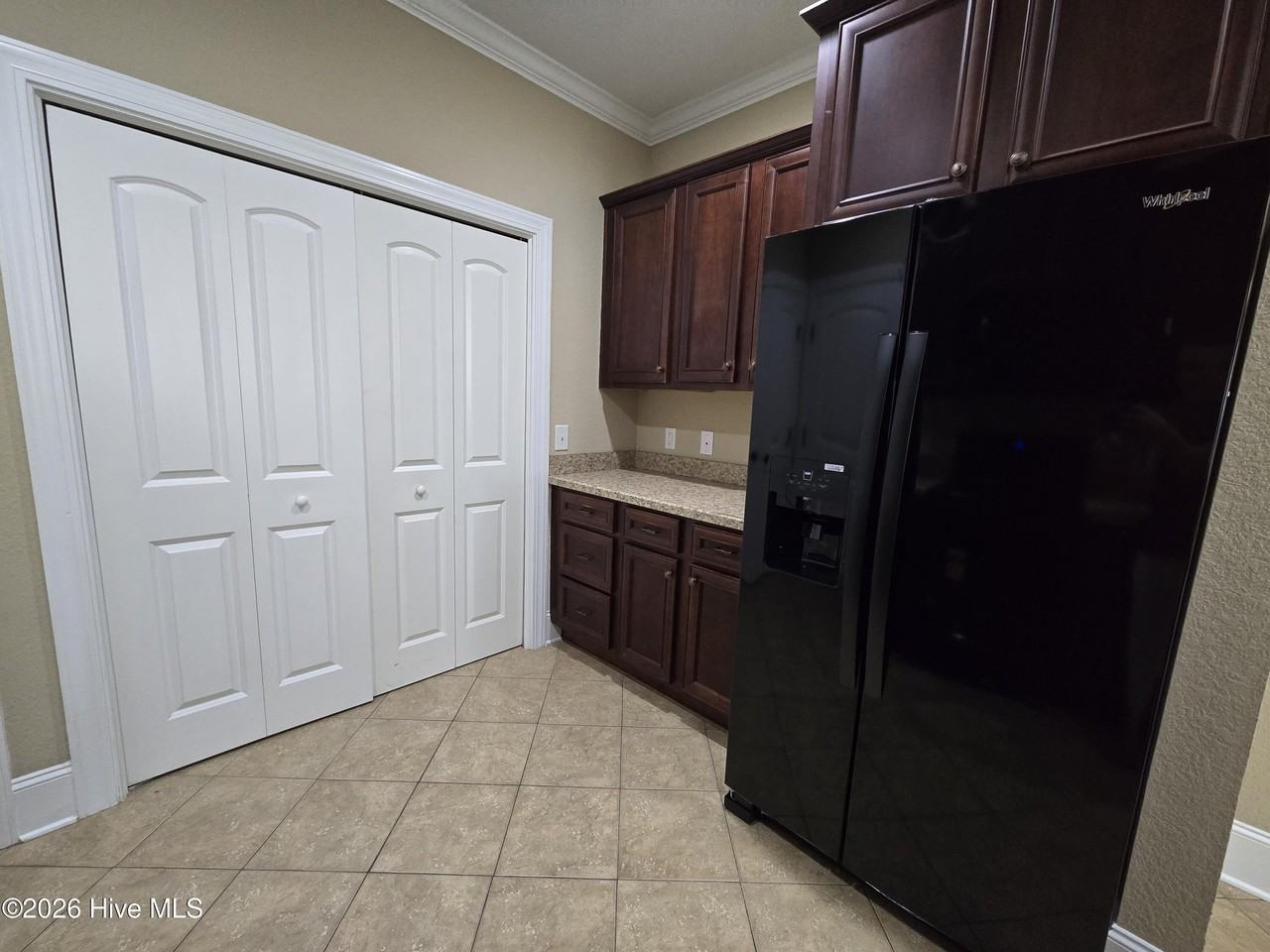 3404 Ellsworth Dr #B - Photo 7 of 15