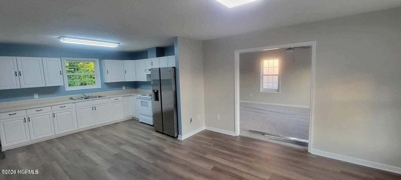 320 Olive Branch Blvd - Photo 3 of 9