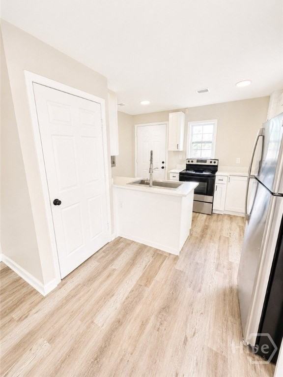 642 W 42nd St #B - Photo 4 of 10