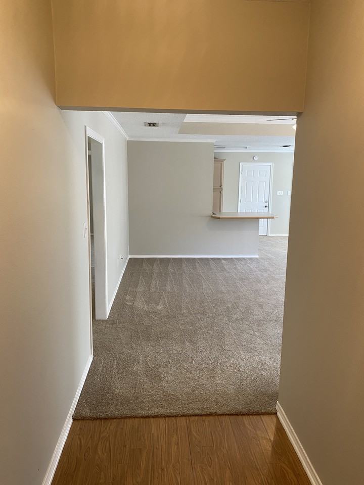 6204 Summerhill Pl #1 - Photo 4 of 50