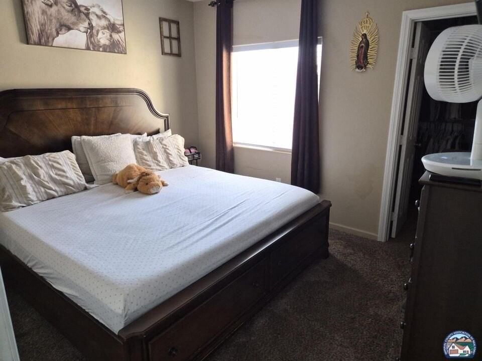 321 N 2nd St - Photo 5 of 11