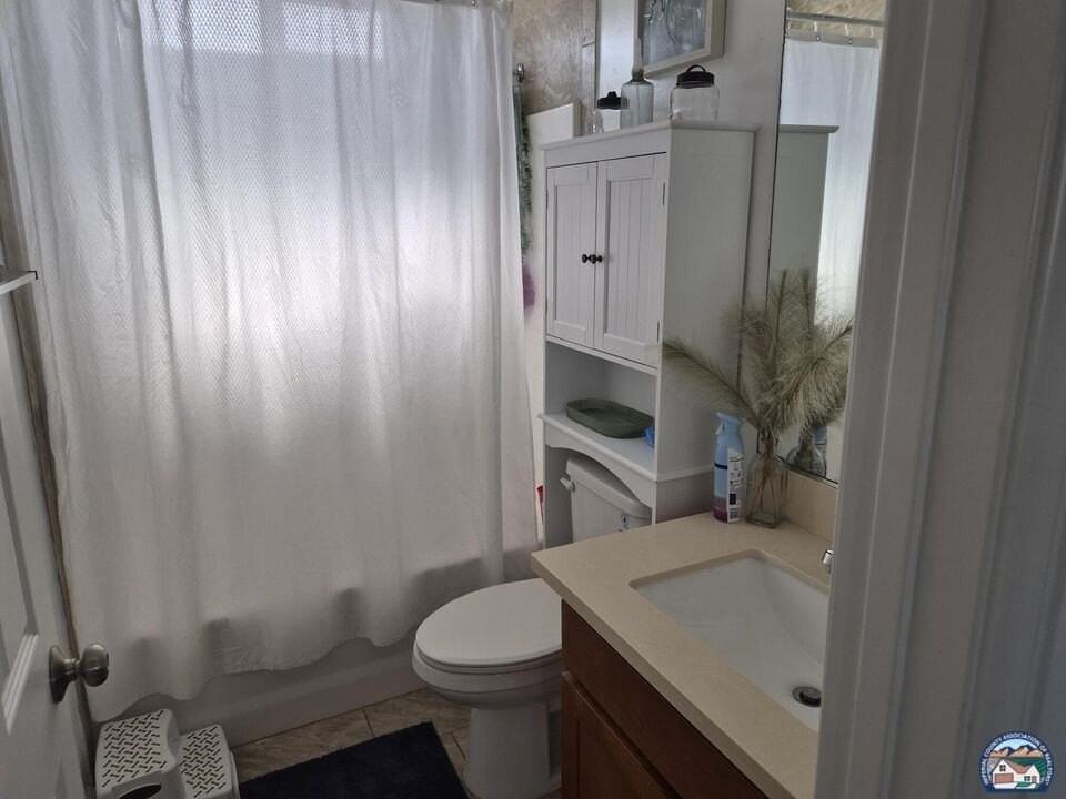 321 N 2nd St - Photo 7 of 11