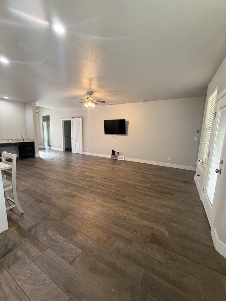 2408 Birkdale Ln - Photo 2 of 21