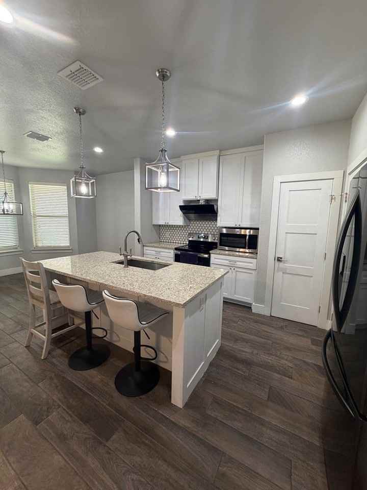 2408 Birkdale Ln - Photo 4 of 21