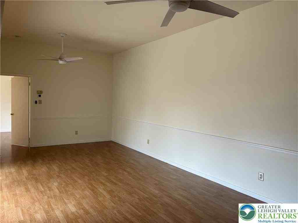 2765 Rolling Green Pl - Photo 7 of 23