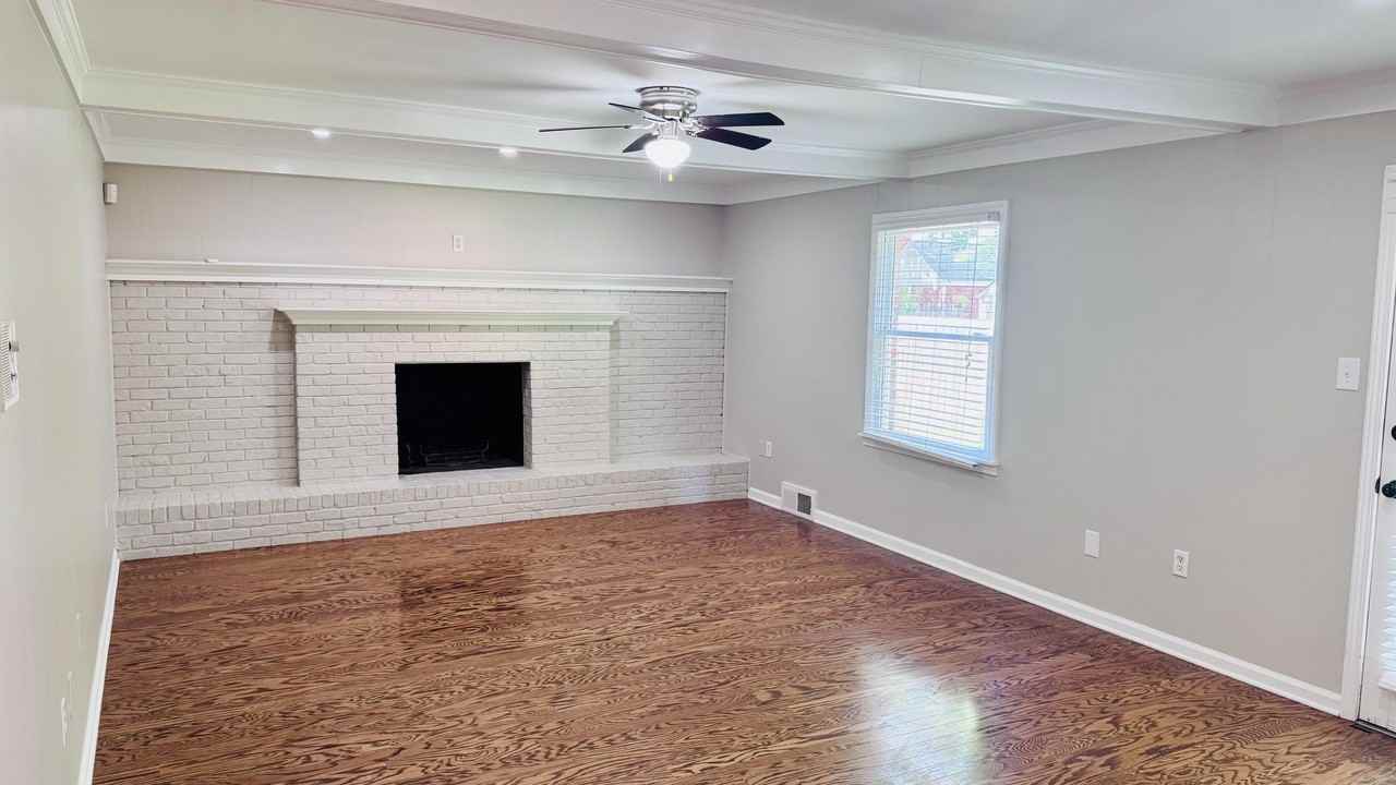 1834 Brierbrook Rd - Photo 5 of 19