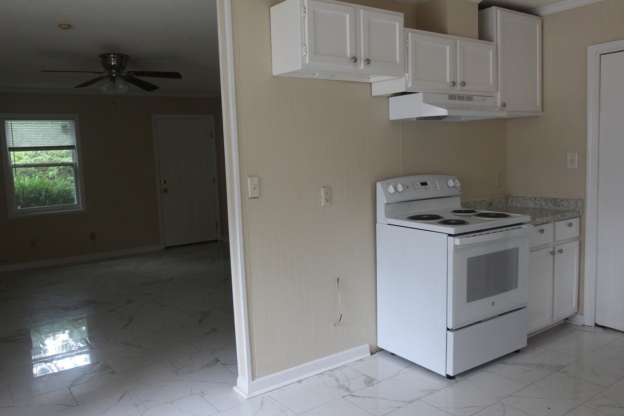 Beachview Dr #1 - Photo 2 of 13