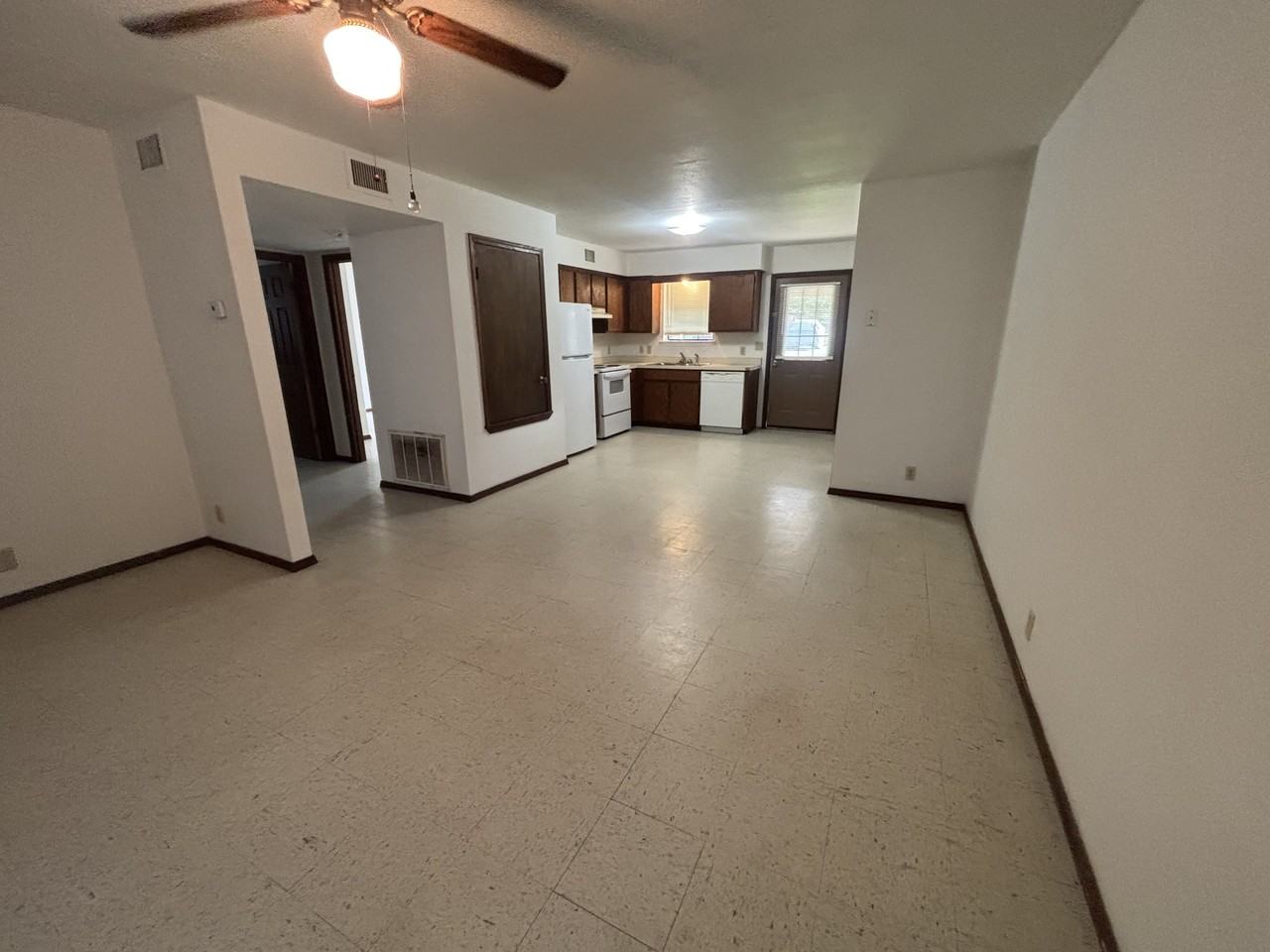 78 Roberts St #6 - Photo 4 of 10