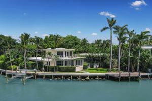 featured image of 6500 N Bay Rd