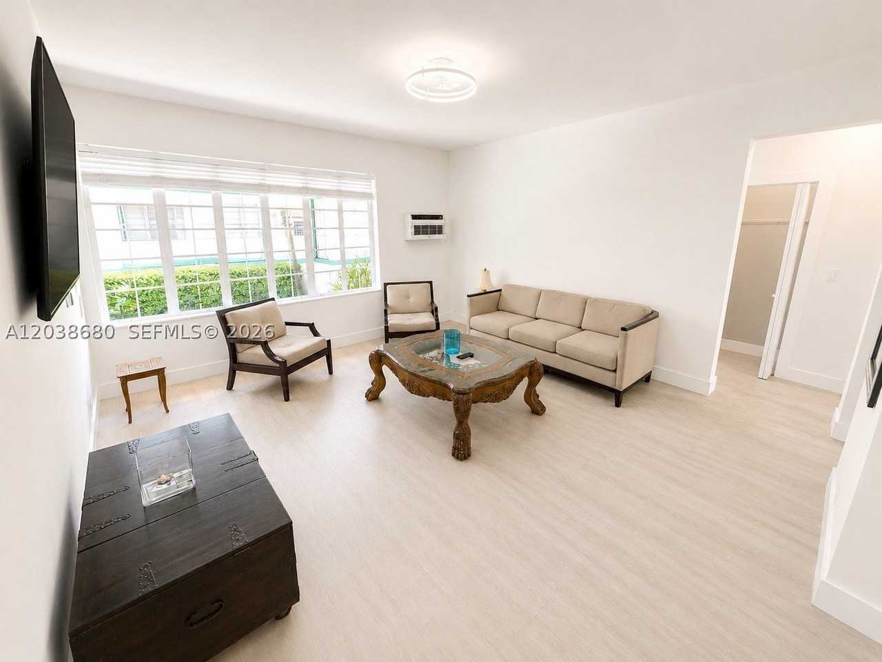 762 Lenox Ave #5 - Photo 3 of 21