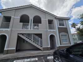 featured image of 2460 Se 16th Ter #200