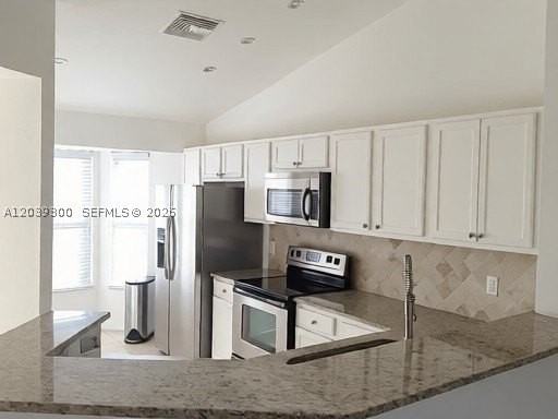 7446 Sugar Bend Dr #0 - Photo 7 of 9