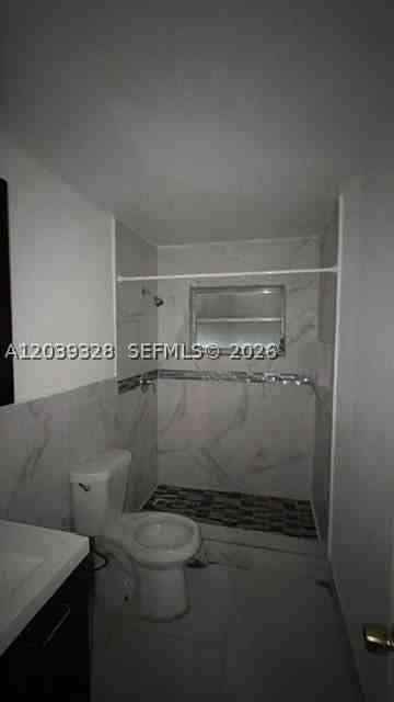 2128 Roosevelt St #3 - Photo 6 of 21