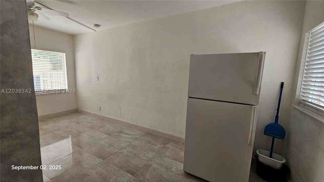 1830 Monroe St #1834 - Photo 4 of 11