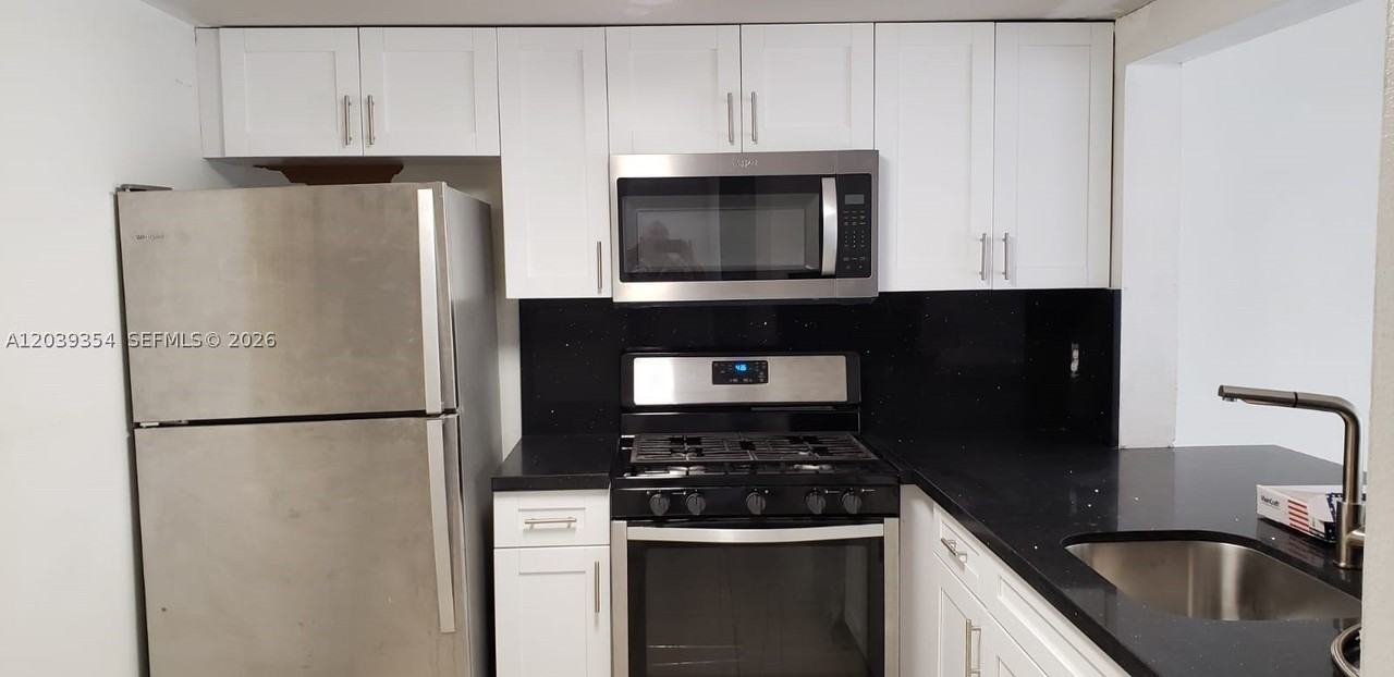 17901 Nw 68th Ave #Q201 - Photo 2 of 14