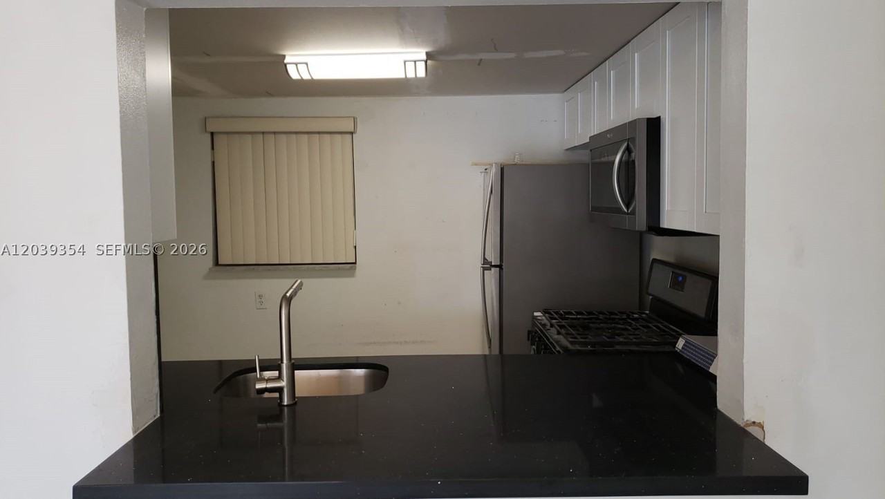 17901 Nw 68th Ave #Q201 - Photo 4 of 14