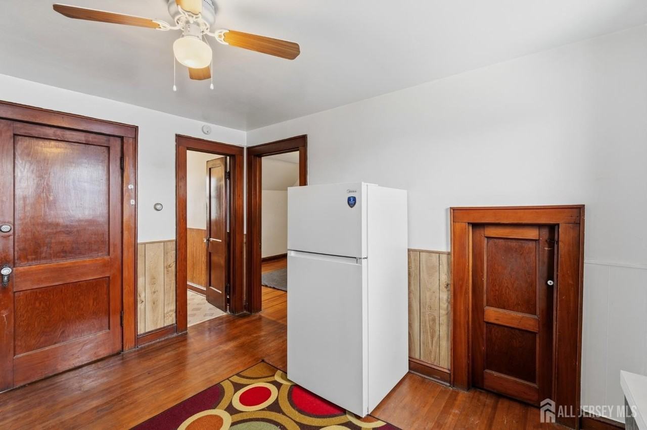 511 Garden Ave #2 - Photo 4 of 17