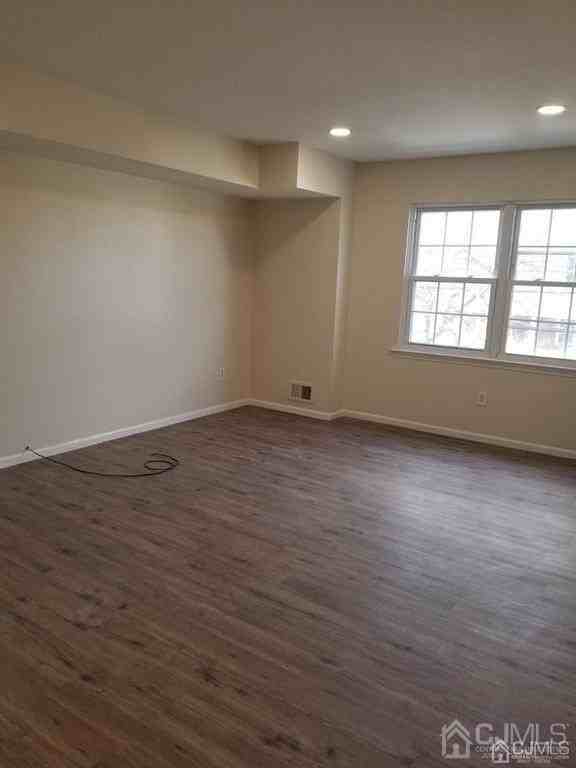 49 Larch St - Photo 3 of 19