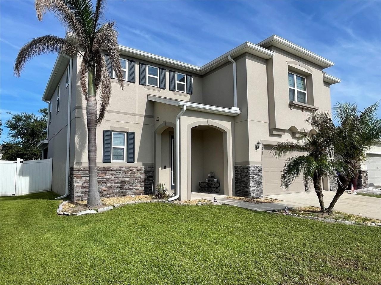 4501 Baler Trails Dr - Photo 2 of 36