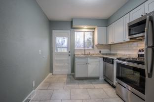 510 Ne Corder St #B - Photo 1 of 1