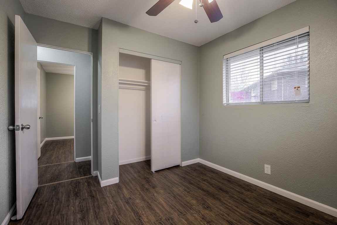 510 Ne Corder St #B - Photo 7 of 28