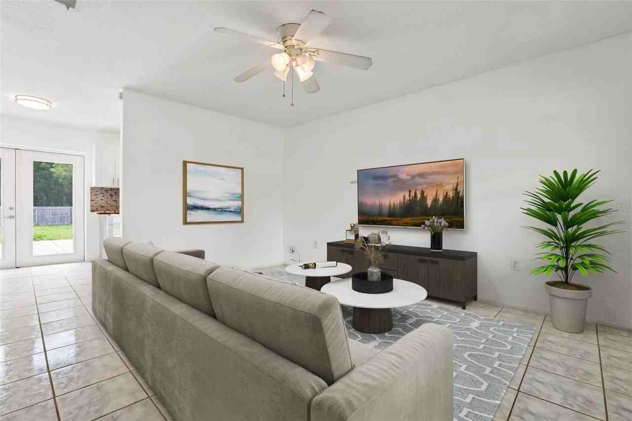 283 S 3rd St - Photo 4 of 28