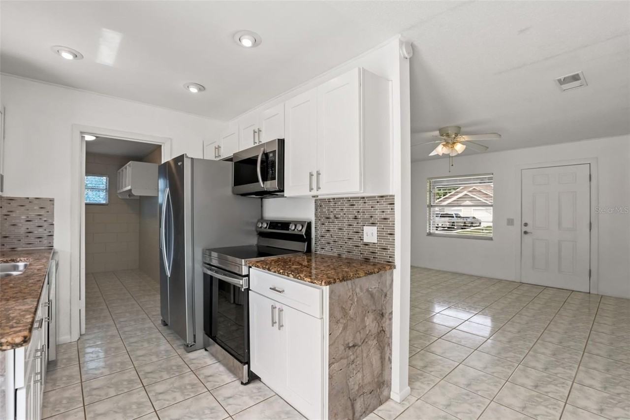 283 S 3rd St - Photo 5 of 28