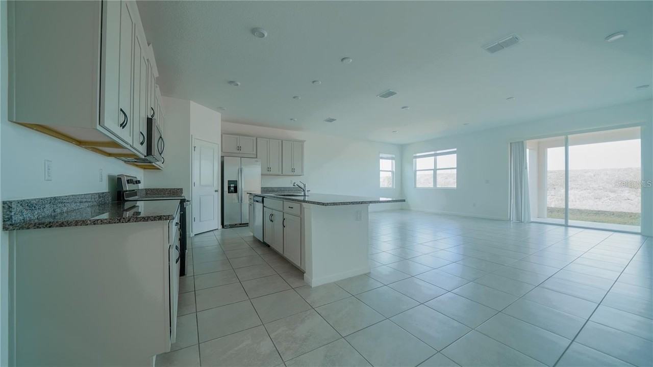 1194 Boardwalk Pl - Photo 3 of 21
