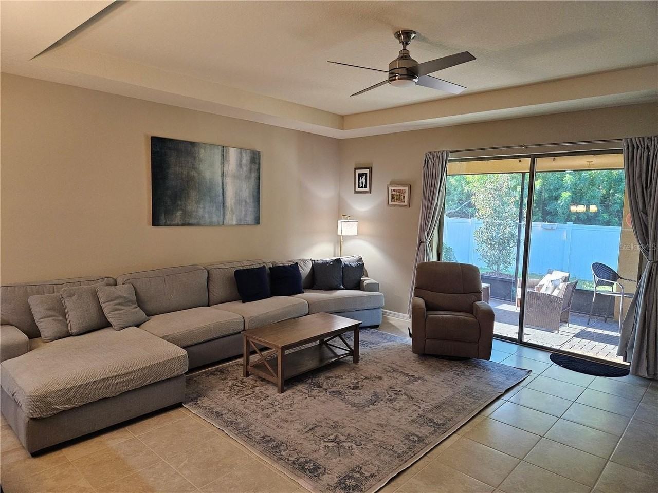 1201 Custer Bayou St - Photo 2 of 10