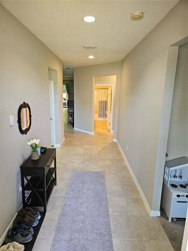 1201 Custer Bayou St - Photo 4 of 10
