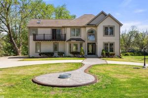 featured image of 3129 Bendelow Rd