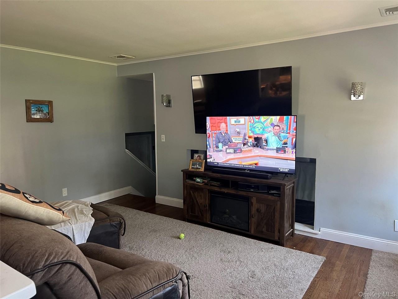 16 Briaroot Dr - Photo 4 of 10