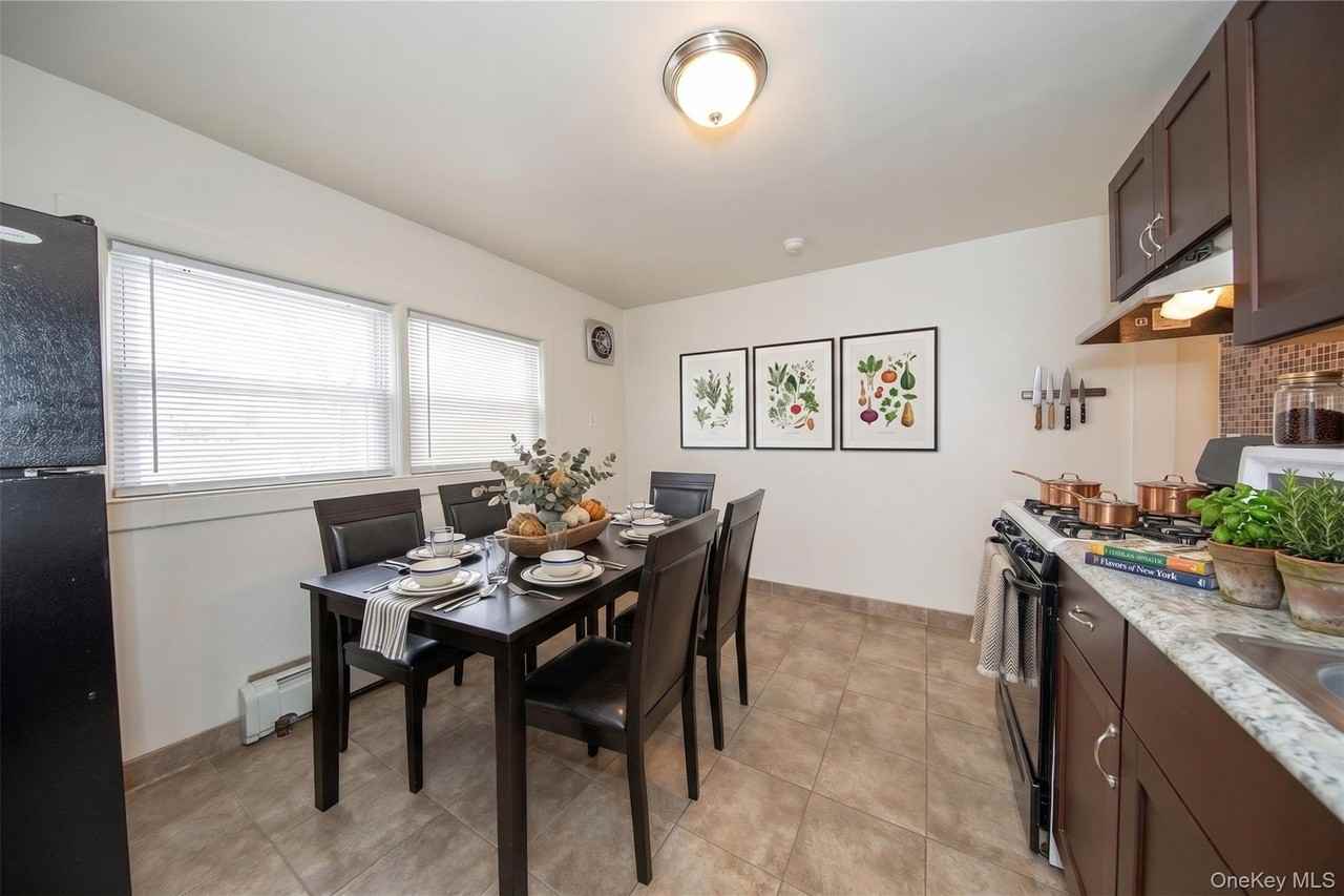 72 Pearsall Ave ## 74 - Photo 2 of 11