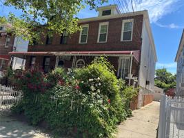 featured image of 1004 Lenox Rd
