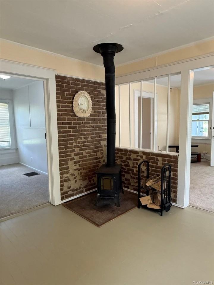 240 Jersey Ave - Photo 3 of 40
