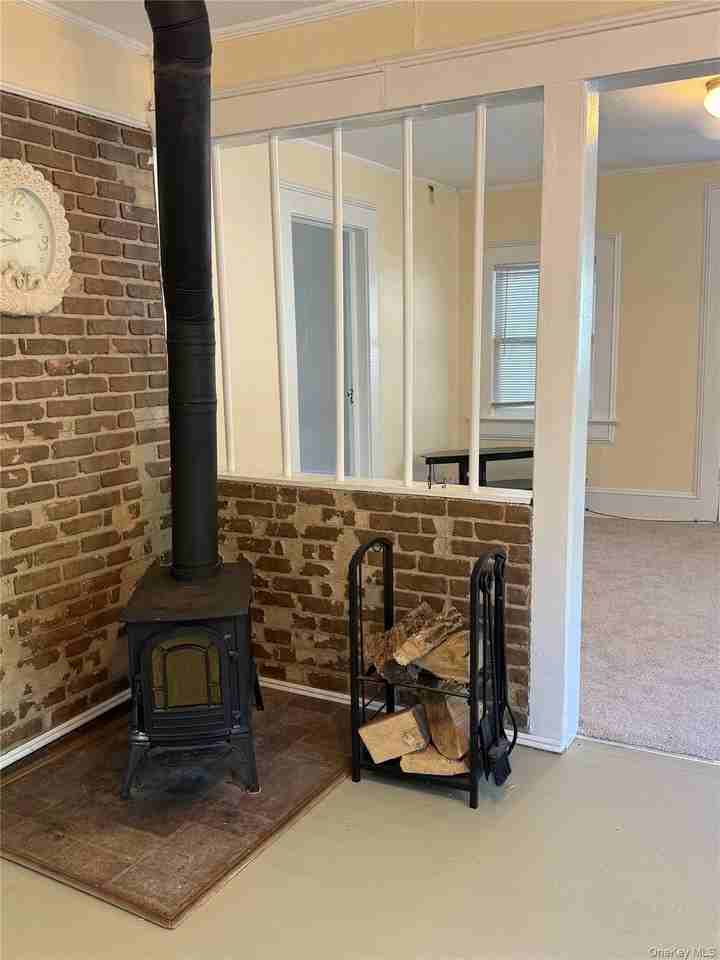 240 Jersey Ave - Photo 4 of 40