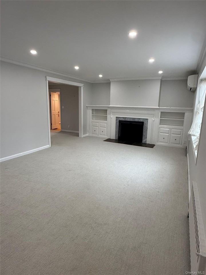 60 Highland Pl - Photo 7 of 10