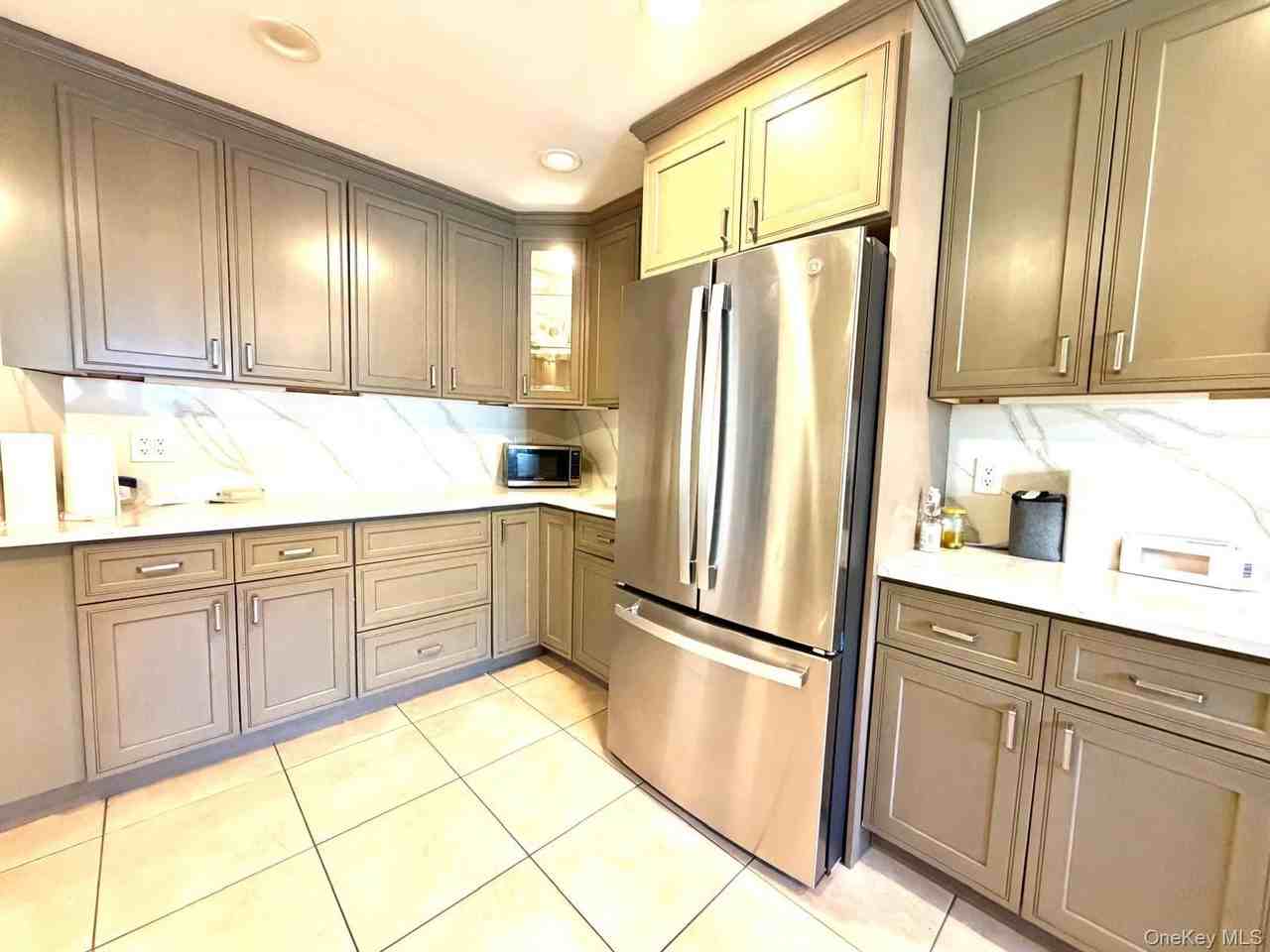 906 Park Ct - Photo 4 of 16