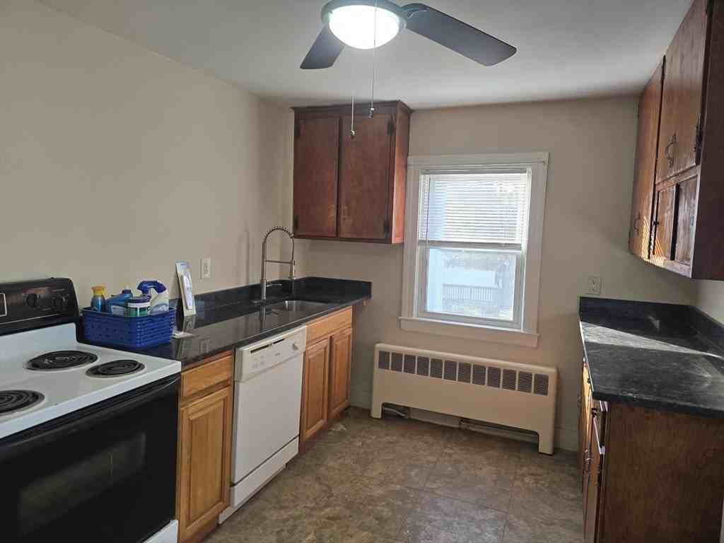 79 Wilson Ave #3