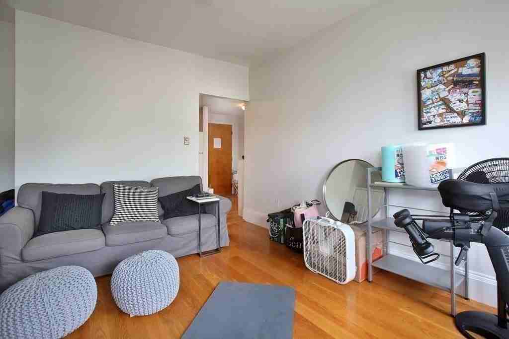 167 M St #3R