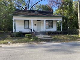 featured image of 907 W Magnolia St #1