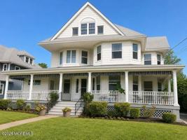 featured image of 64 Harding Rd