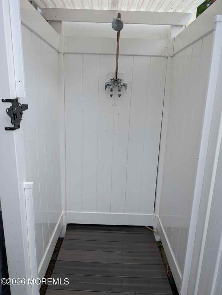 317 Mccabe Ave - Photo 4 of 17
