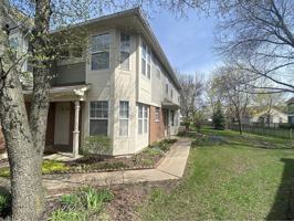 featured image of 2111 Camden Ln #2111