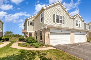 featured image of 593 Springbrook Trl N