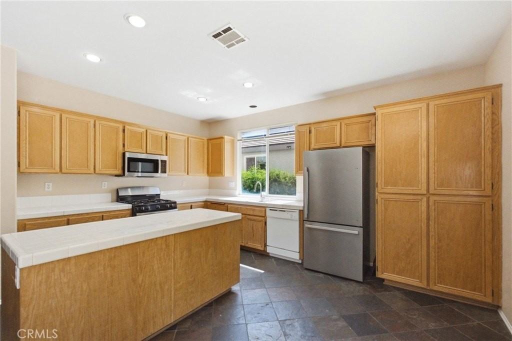 13333 Goldenhorn Dr - Photo 5 of 26