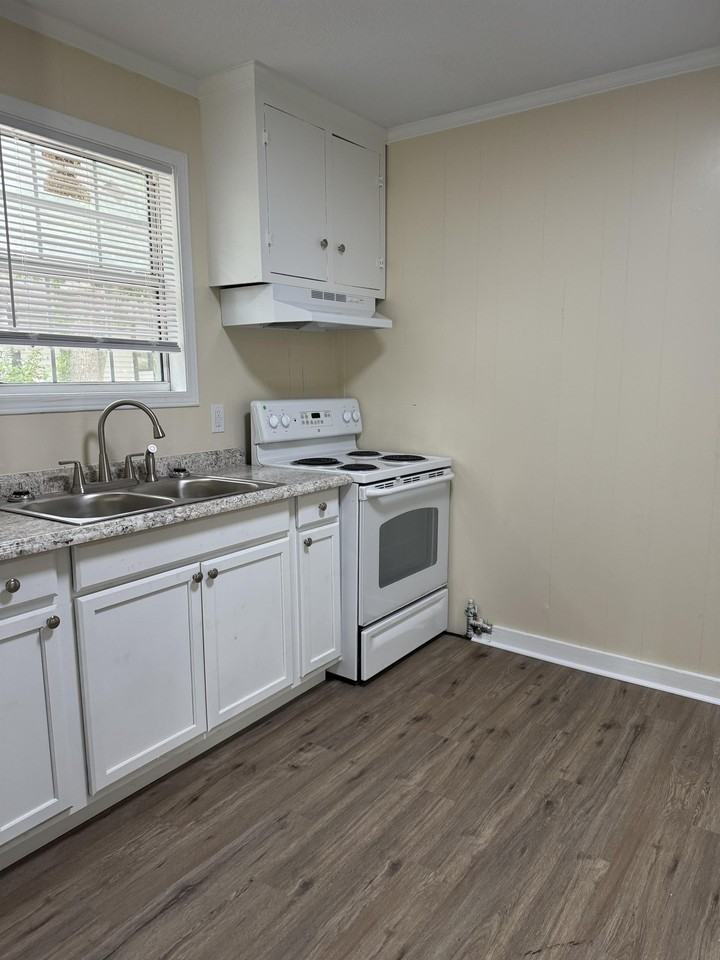 606 Cypress St #1 - Photo 6 of 7
